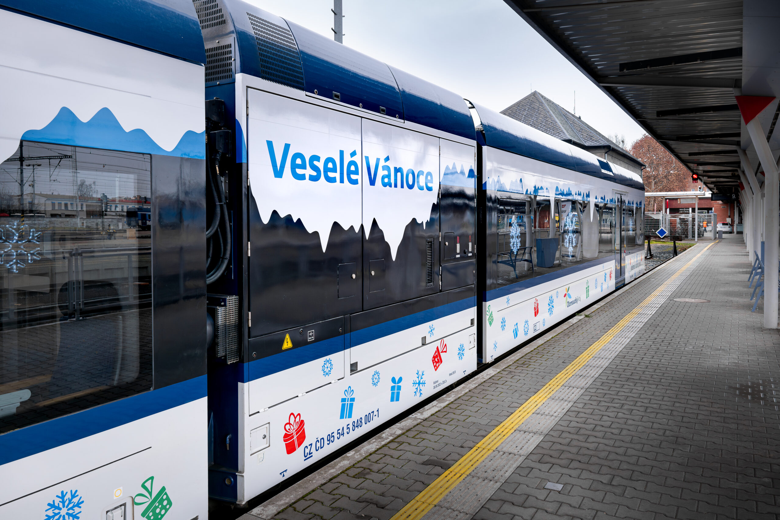 Ilustrační foto - Vánoční vlak přinese sváteční atmosféru na koleje Olomouckého kraje - IDSOK 3