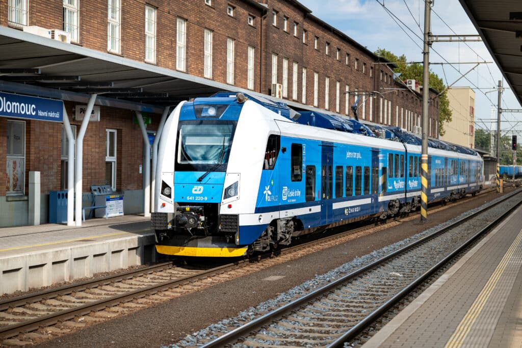 Ilustrační foto - Jednotky RegioPanter zajistí rychlejší cestu mezi Olomoucí a Zlínskem - IDSOK 1