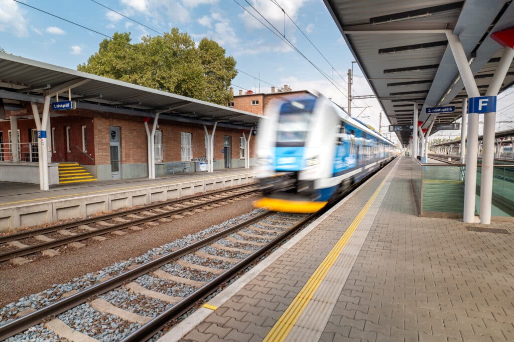 Ilustrační foto - Jednotky RegioPanter zajistí rychlejší cestu mezi Olomoucí a Zlínskem - IDSOK 5